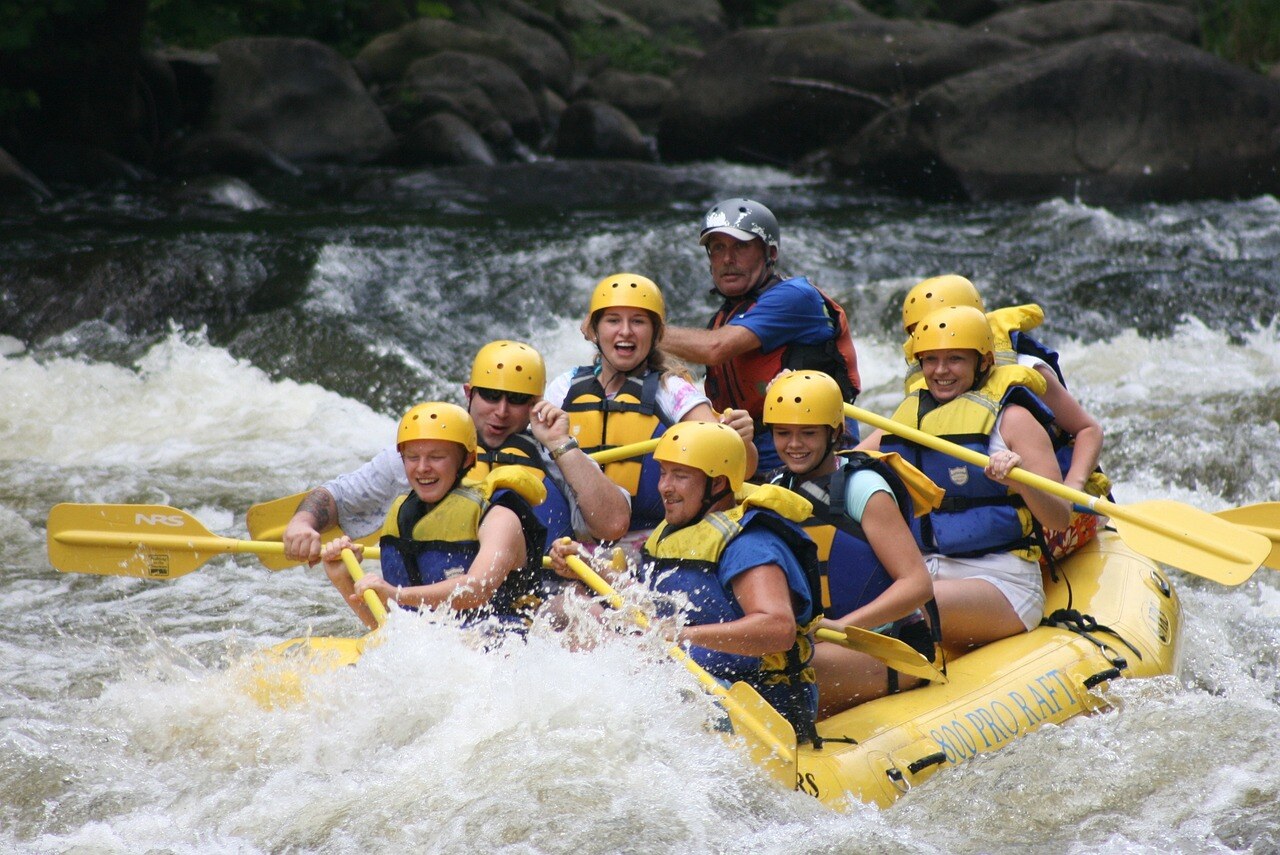 rafting-421132_1280